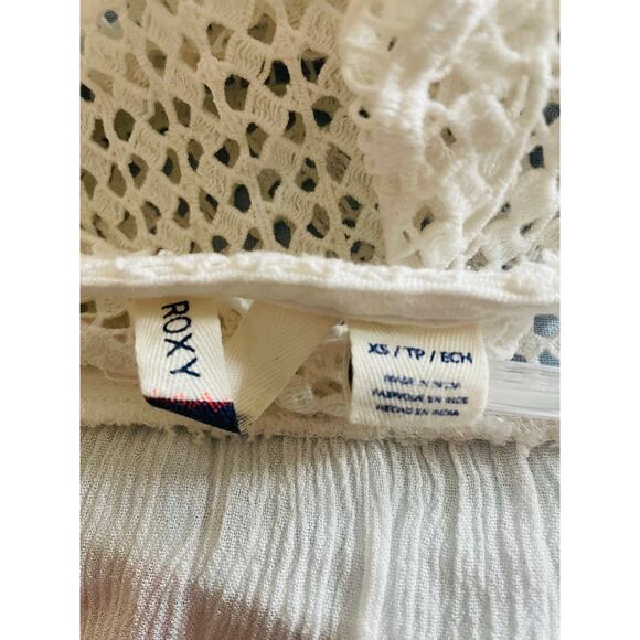 Roxy Crocheted Sleeveless Spirt Bird Vest Off White Adjustable Tie Size XS - Picture 7 of 7